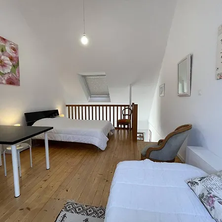 3 Etoiles A Avec Parking Et Animaux Admis - Fr-1-368-75 *